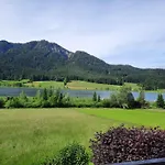 Haus Rohr 게스트하우스 3*