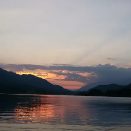 招待所 Haus Rohr 3*